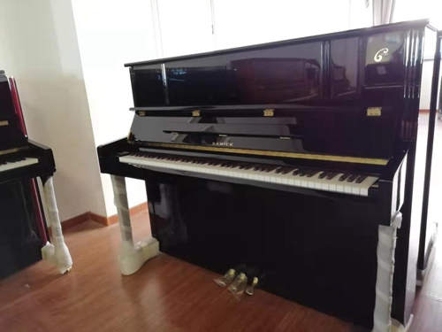 新乡里特米勒珠江钢琴畅销系列型号_ 珠江钢琴多少钱一台相关-河南欧乐钢琴之家